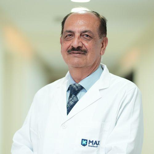 Dr. Manoj Luthra