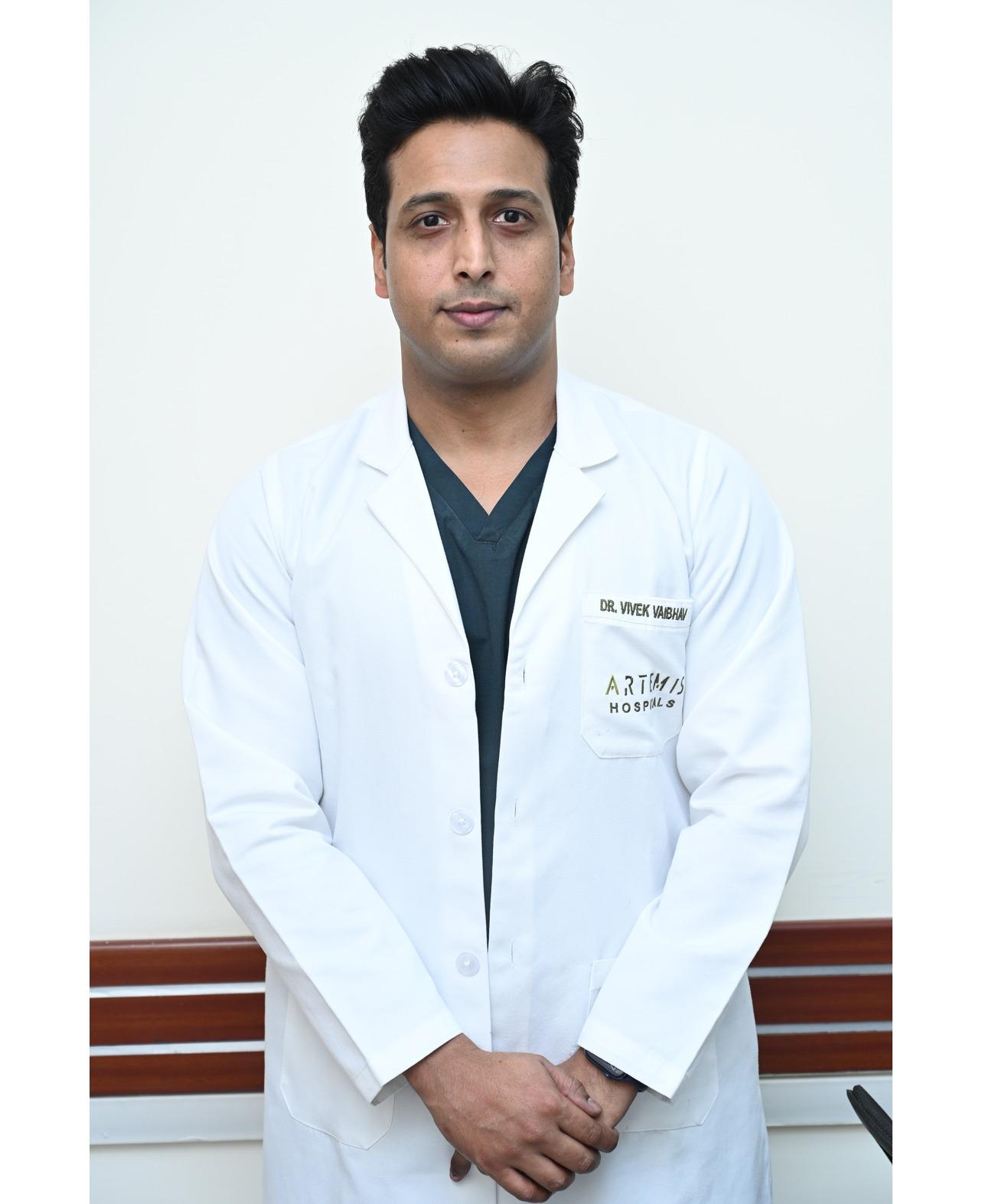 Dr. Vivek Vaibhav's Image