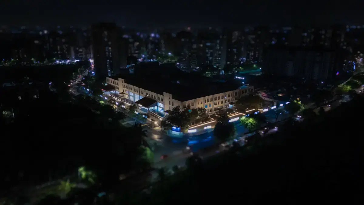 White Lotus Hospital Image